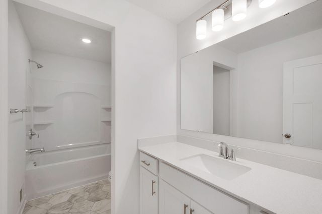 4887 Noble Drive NW, Rochester, MN 55901