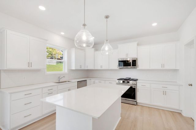 4887 Noble Drive NW, Rochester, MN 55901