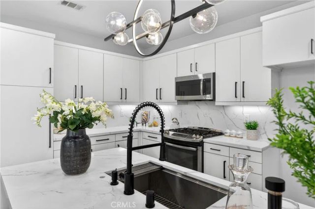 15813 Verna, La Mirada, CA 90638