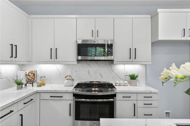 15813 Verna, La Mirada, CA 90638