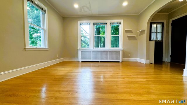 36 Somerset Street, West Hartford, CT 06110