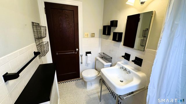 36 Somerset Street, West Hartford, CT 06110