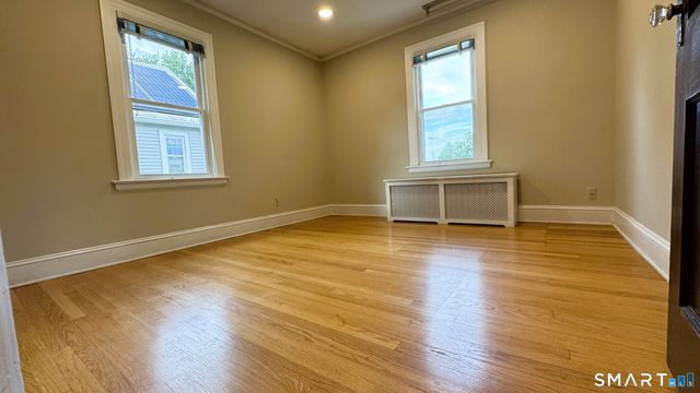 36 Somerset Street, West Hartford, CT 06110