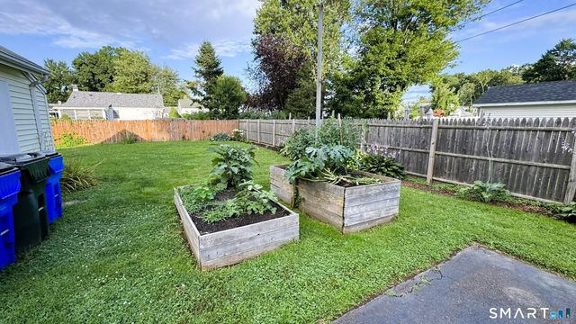 36 Somerset Street, West Hartford, CT 06110