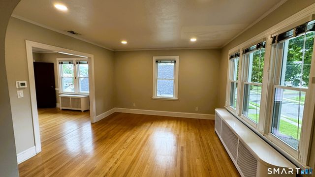 36 Somerset Street, West Hartford, CT 06110