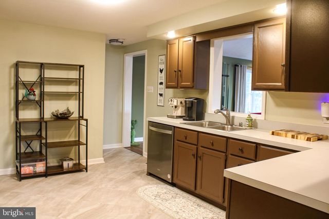 88 CECELIA ST, Toms Brook, VA 22660