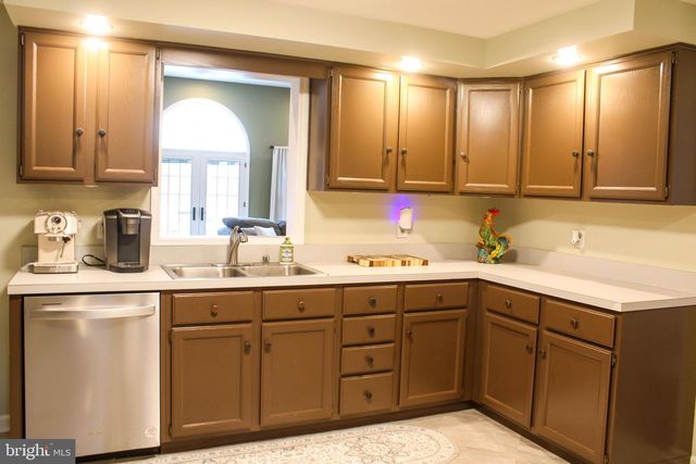 88 CECELIA ST, Toms Brook, VA 22660