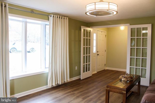 88 CECELIA ST, Toms Brook, VA 22660