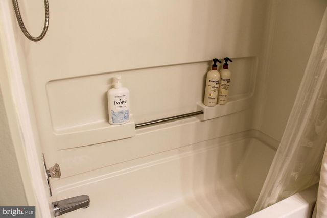 88 CECELIA ST, Toms Brook, VA 22660