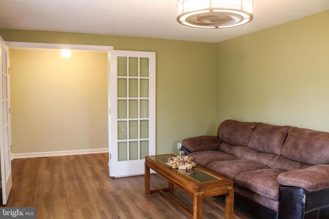 88 CECELIA ST, Toms Brook, VA 22660