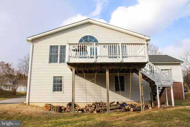 88 CECELIA ST, Toms Brook, VA 22660