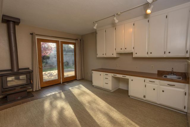 7920 Cedar Ln, Hilmar, CA 95324