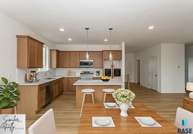 333 S Willow Spring Dr Drive, Sioux Falls, SD 57110