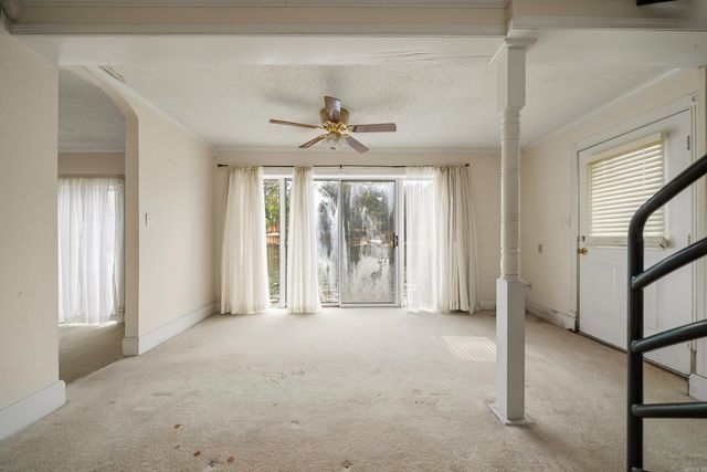 130 Waterside Lane, Hot Springs, AR 71913