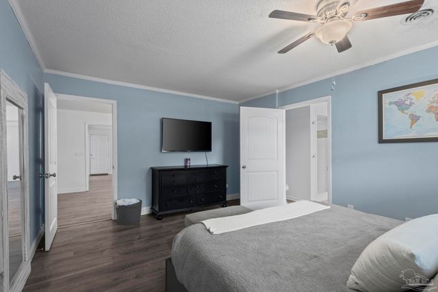 6130 Jasmine Rd, Pensacola, FL 32504