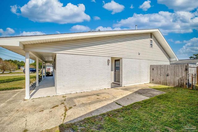 6130 Jasmine Rd, Pensacola, FL 32504