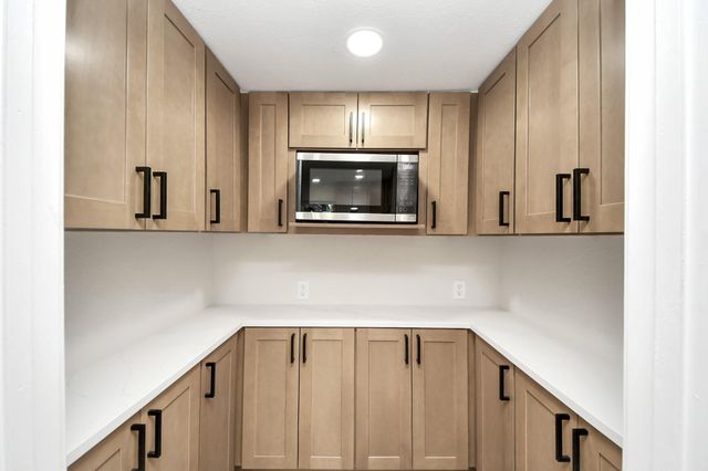 10806 Olympia Drive, Houston, TX 77042
