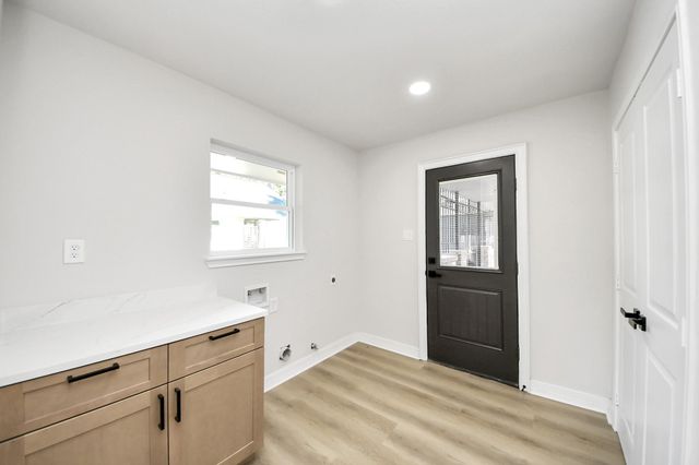 10806 Olympia Drive, Houston, TX 77042