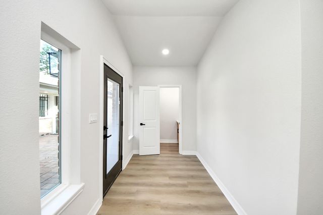 10806 Olympia Drive, Houston, TX 77042