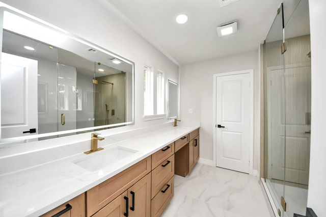 10806 Olympia Drive, Houston, TX 77042