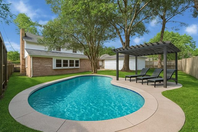 10806 Olympia Drive, Houston, TX 77042