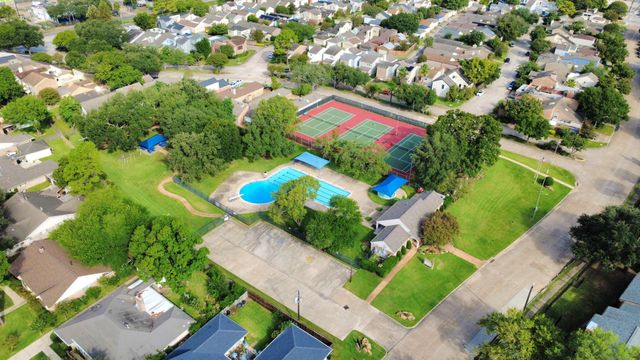 10806 Olympia Drive, Houston, TX 77042
