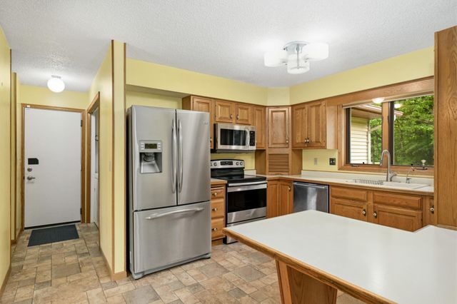 17075 Neill Path, Hastings, MN 55033