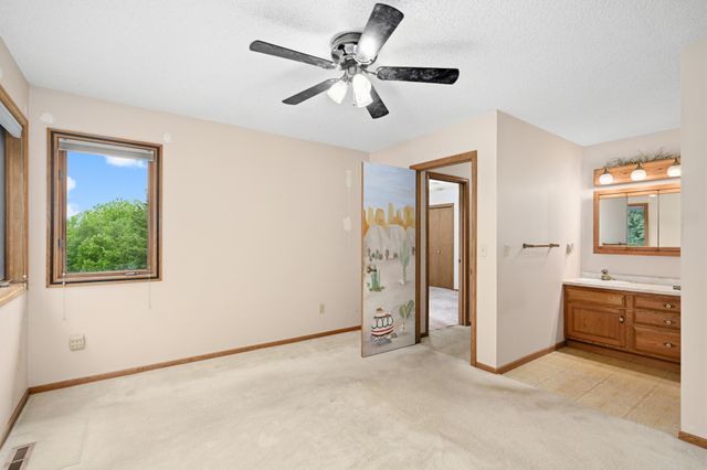 17075 Neill Path, Hastings, MN 55033