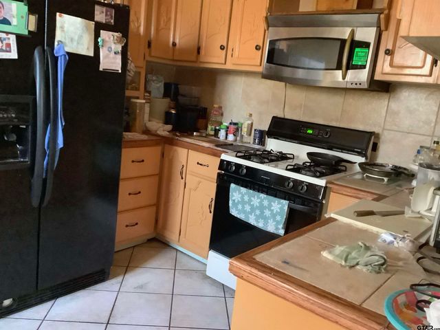 1106 W Claude St., Tyler, TX 75701