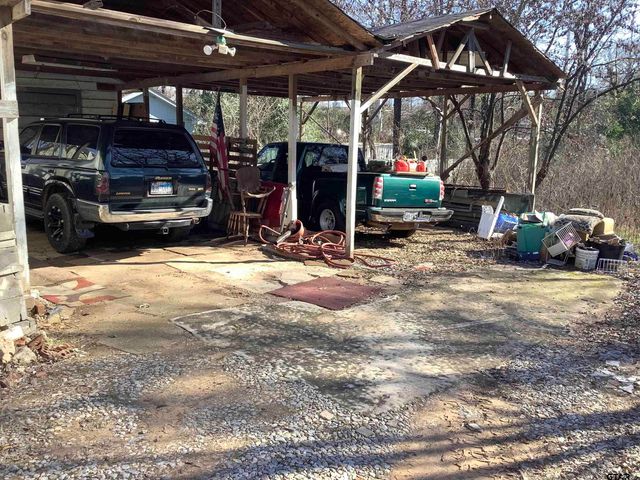 1106 W Claude St., Tyler, TX 75701