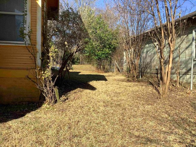 1106 W Claude St., Tyler, TX 75701