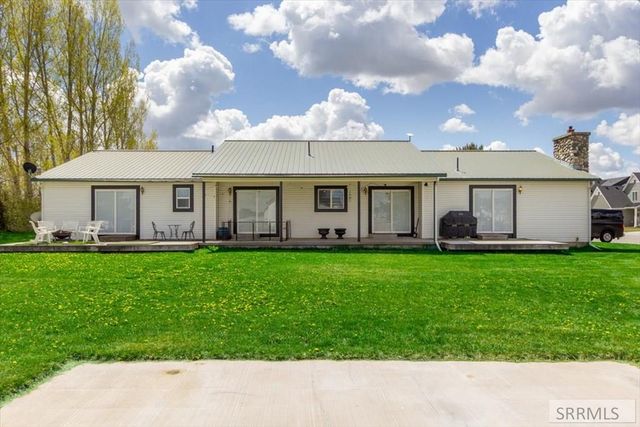 1987 47th Street, Ammon, ID 83401