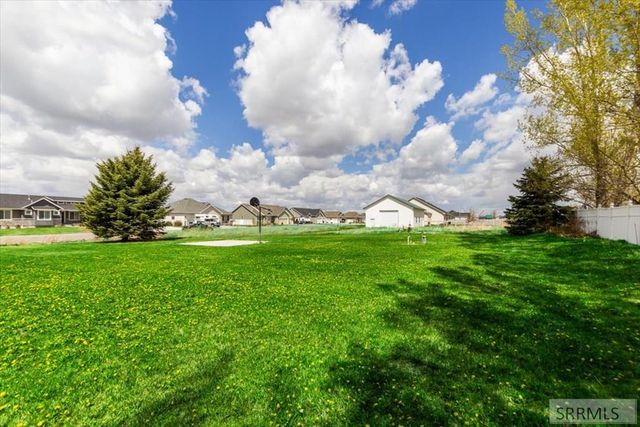 1987 47th Street, Ammon, ID 83401