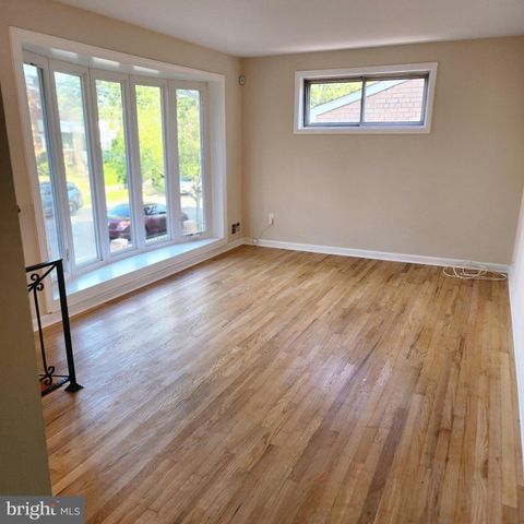 1405 42ND ST SE, Washington, DC 20020