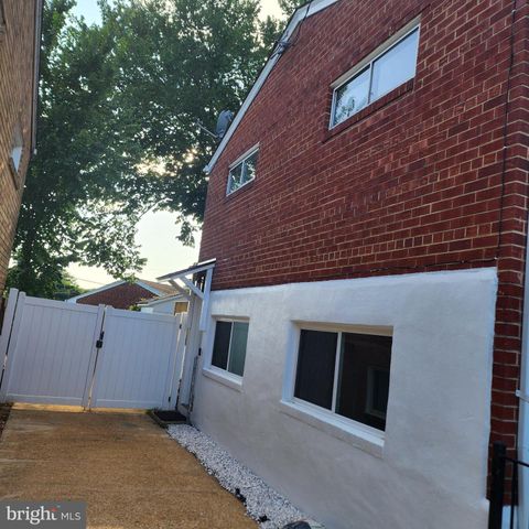 1405 42ND ST SE, Washington, DC 20020