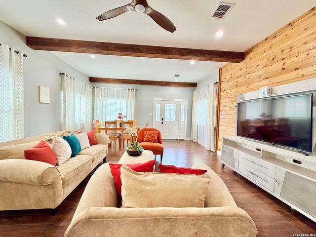 702 E EUCLID AVE, San Antonio, TX 78212