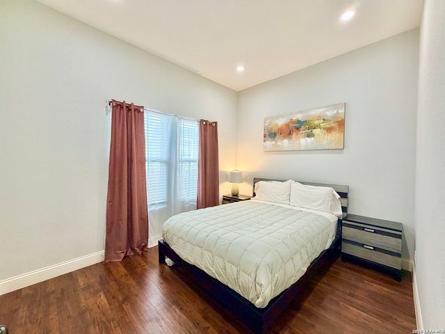 702 E EUCLID AVE, San Antonio, TX 78212