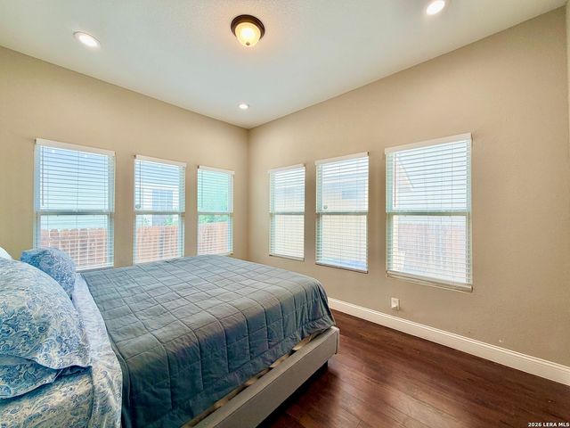 702 E EUCLID AVE, San Antonio, TX 78212