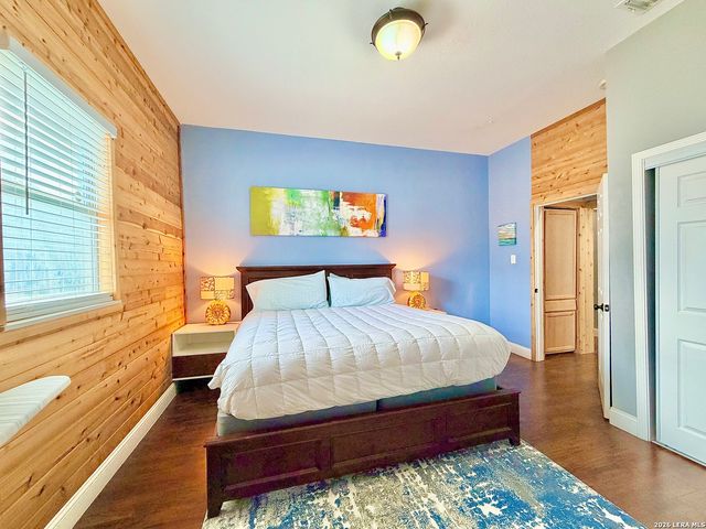 702 E EUCLID AVE, San Antonio, TX 78212