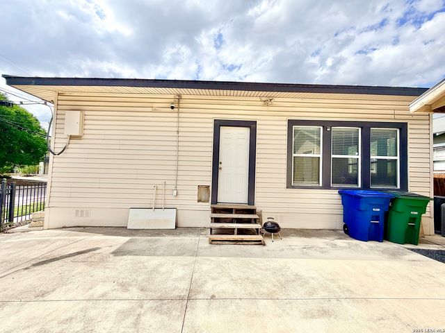 702 E EUCLID AVE, San Antonio, TX 78212