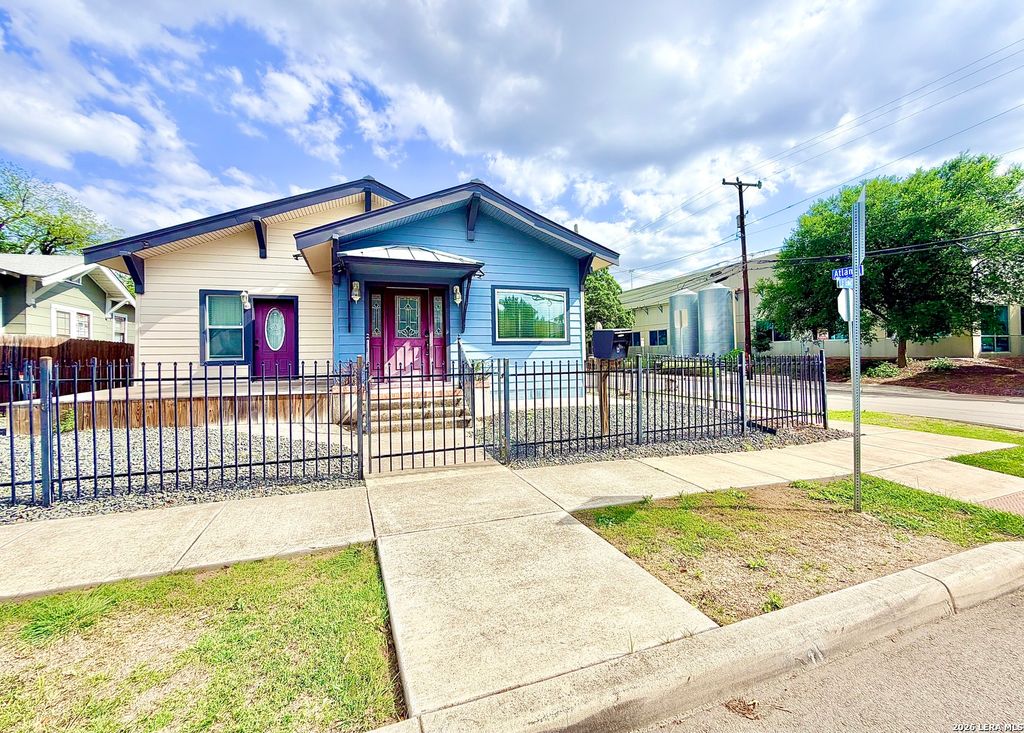 702 E EUCLID AVE, San Antonio, TX 78212