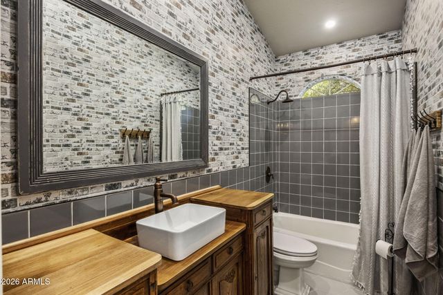 10150 E SAN SALVADOR Drive, Scottsdale, AZ 85258