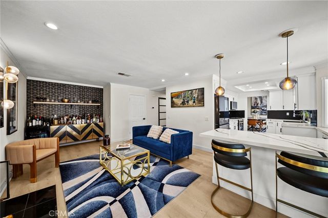 23684 Strathern, West Hills, CA 91304