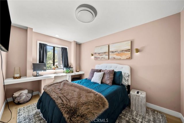 23684 Strathern, West Hills, CA 91304