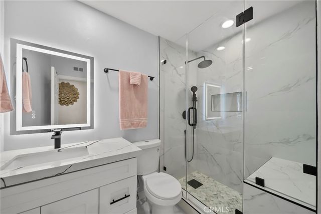 23684 Strathern, West Hills, CA 91304