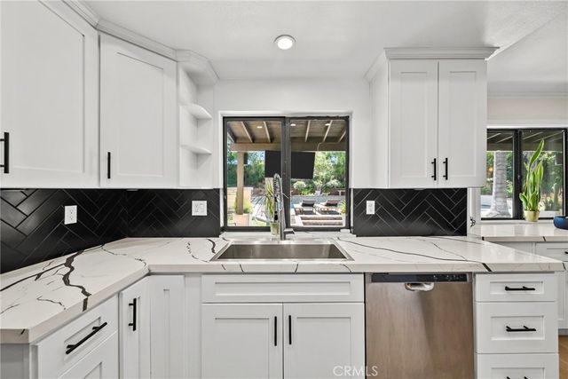 23684 Strathern, West Hills, CA 91304