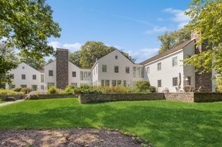 15360 Lakeshore Road, Chikaming Twp, MI 49116