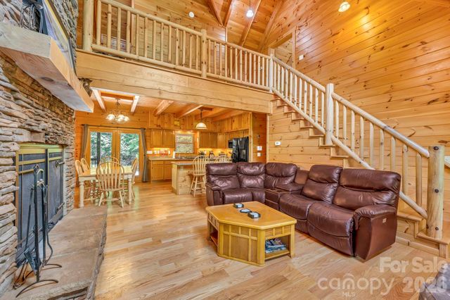 328 Nile Park Drive, Blowing Rock, NC 28605