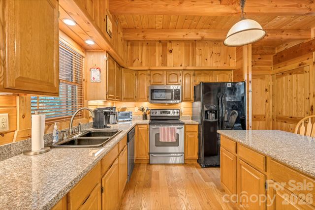328 Nile Park Drive, Blowing Rock, NC 28605