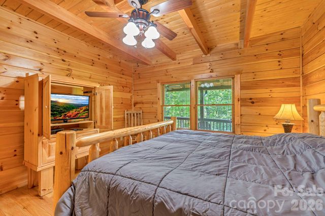 328 Nile Park Drive, Blowing Rock, NC 28605